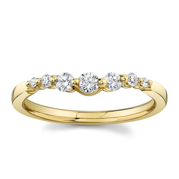 14k Yellow Gold Diamond Wedding Band 1/4 ct. tw.